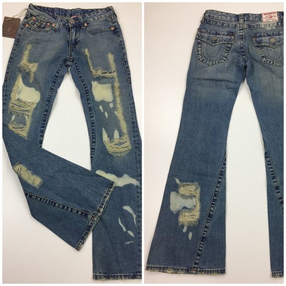 NWT TRUE RELIGION Bleach Distressed Flare Leg 5 Pocket Logo Hardware Jeans - Picture 1 of 15